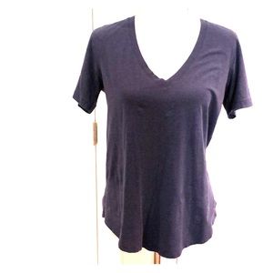 Lululemon love v tee